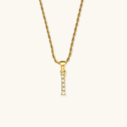 Maeve Lettre Initiale Diamant Collier