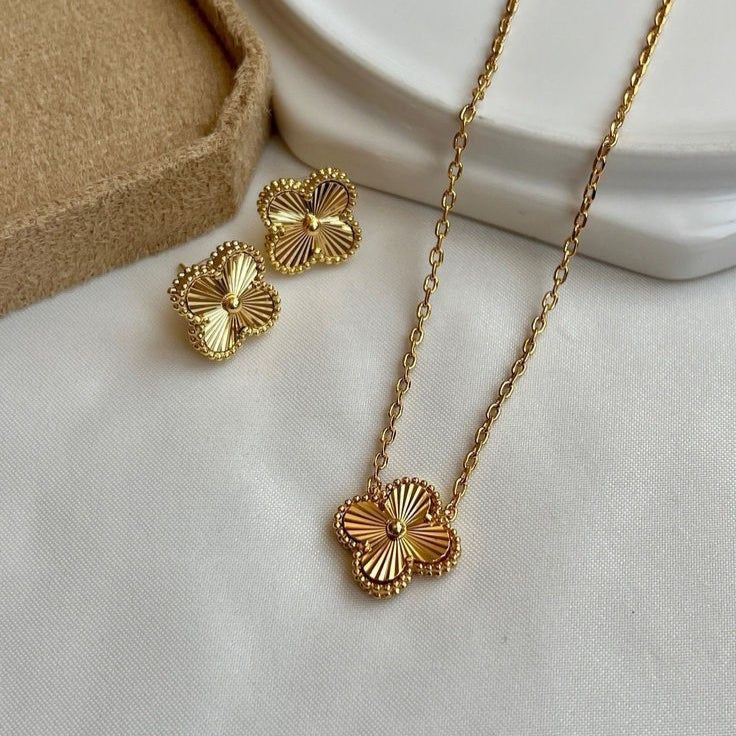 Clover Boucles d'Oreilles